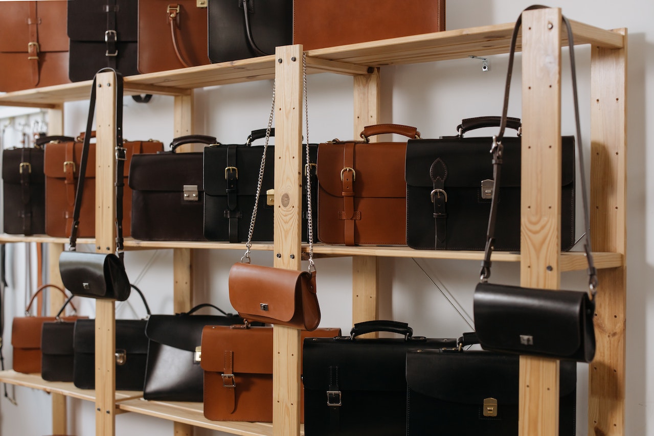 More Than Just Accessories- Exploring Women’s Fashion Bags Trends